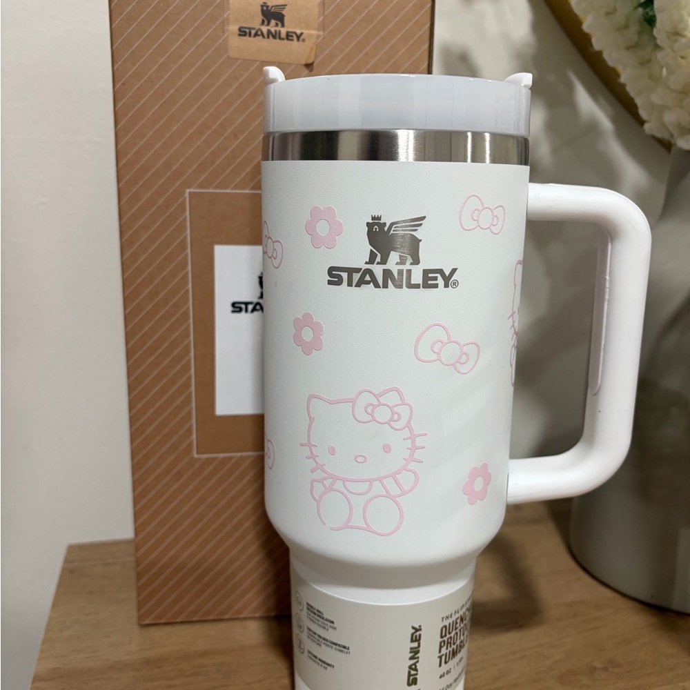 White and Pink Hello Kitty 40 oz Tumbler